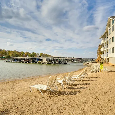 Lakefront Osage Beach Condo With Water-View Balcony!